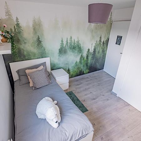 Forest Work & Relax Accommodation Overstone エクステリア 写真